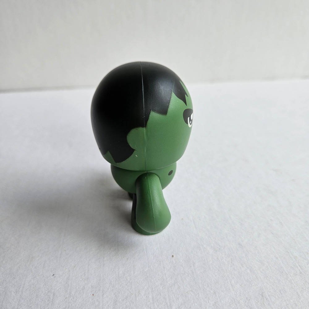 Marvel Mighty Muggs Hulk Vinyl Figure 2011 Hasbro Mini Collectible Toy 3.5 Inch - Picture 2 of 6